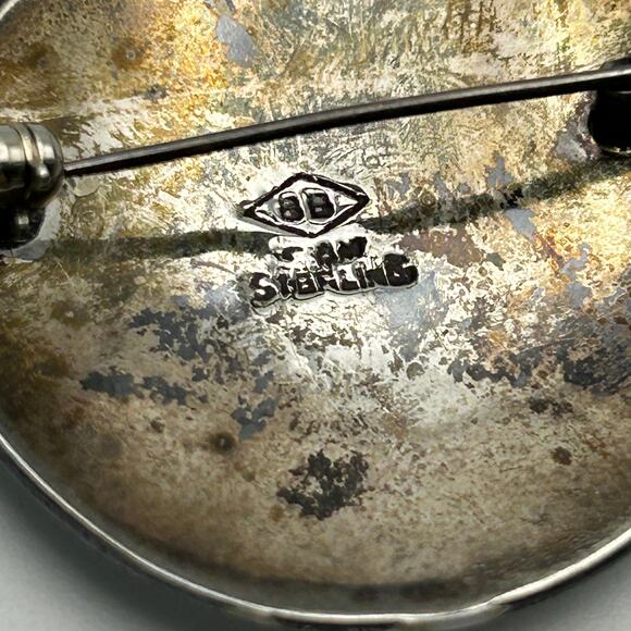 Vintage Siam Sterling Silver Brooch White Enamel Dancing Thai Goddess Signed - Picture 3 of 4